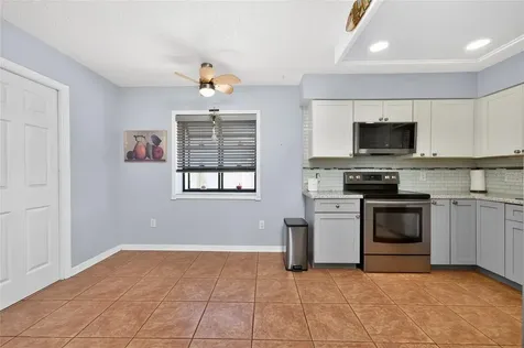 9340 Saint Catherine Avenue Englewood FL 34224