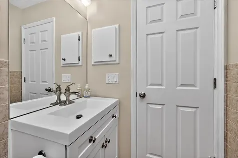 9340 Saint Catherine Avenue Englewood FL 34224