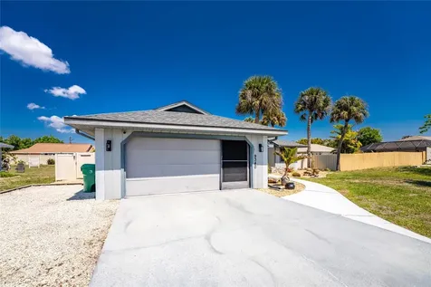 9340 Saint Catherine Avenue Englewood FL 34224
