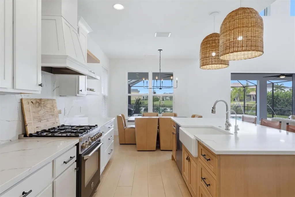 5732 Liatris Circle Sarasota FL 34238