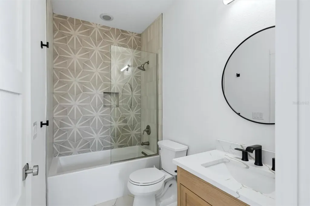 5732 Liatris Circle Sarasota FL 34238