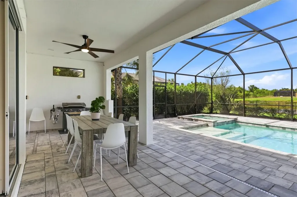 5732 Liatris Circle Sarasota FL 34238