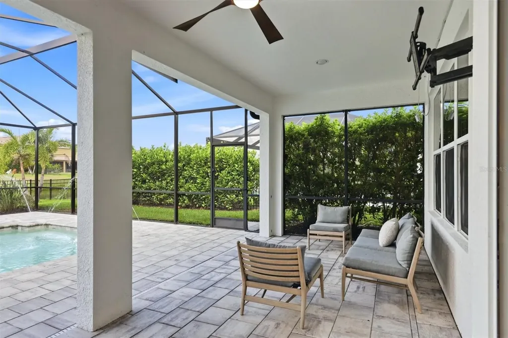 5732 Liatris Circle Sarasota FL 34238