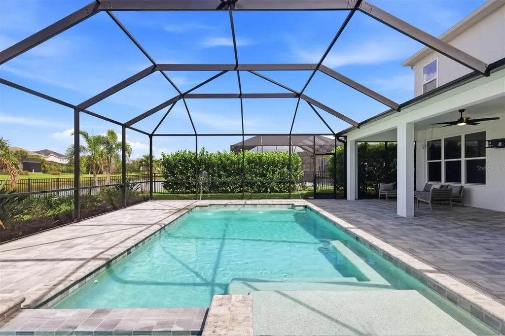 5732 Liatris Circle Sarasota FL 34238