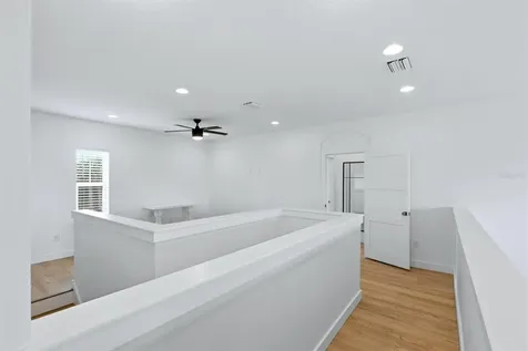 5732 Liatris Circle Sarasota FL 34238