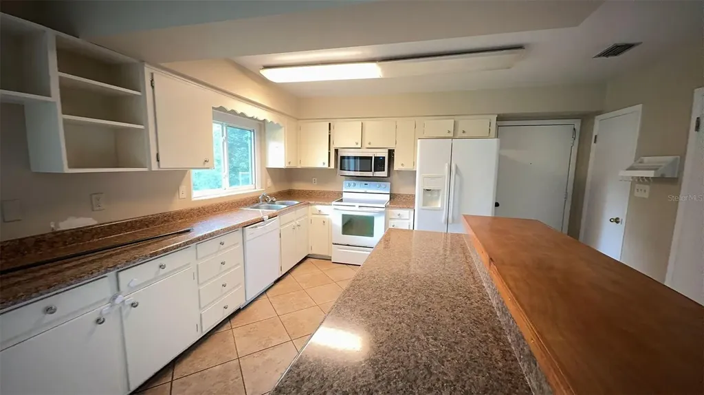 3330 NW 27th Avenue Gainesville FL 32605