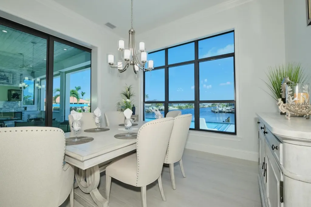 2203 SW 52nd Street Cape Coral FL 33914