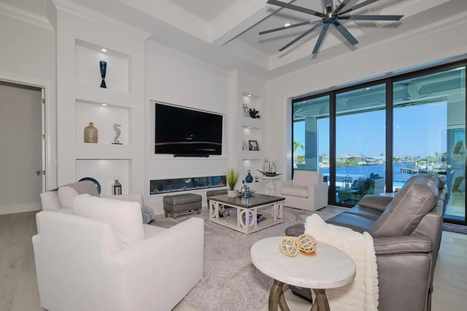 2203 SW 52nd Street Cape Coral FL 33914