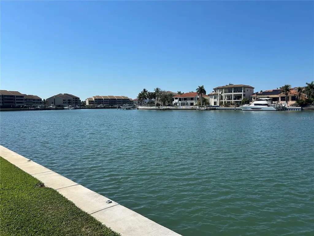 6260 Kipps Colony Court Gulfport FL 33707