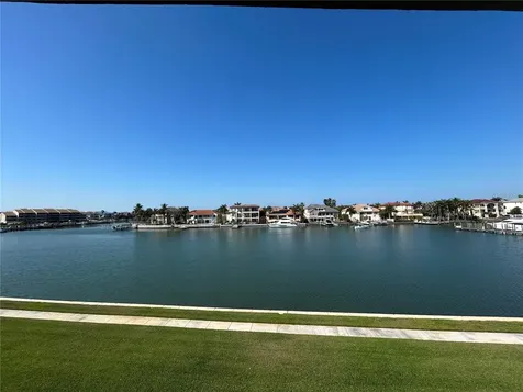 6260 Kipps Colony Court Gulfport FL 33707