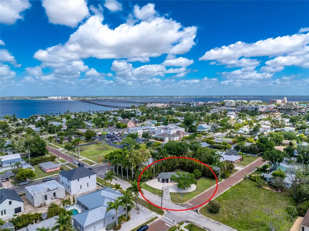 312 Mcgregor Street Punta Gorda FL 33950