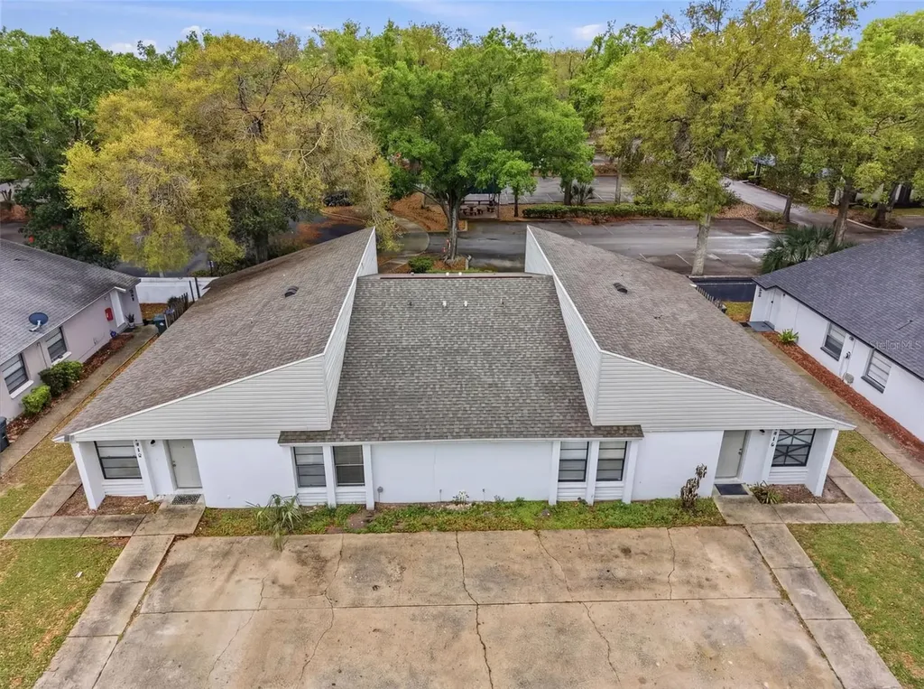1912-1918 Crystal Grove Drive Lakeland FL 33801