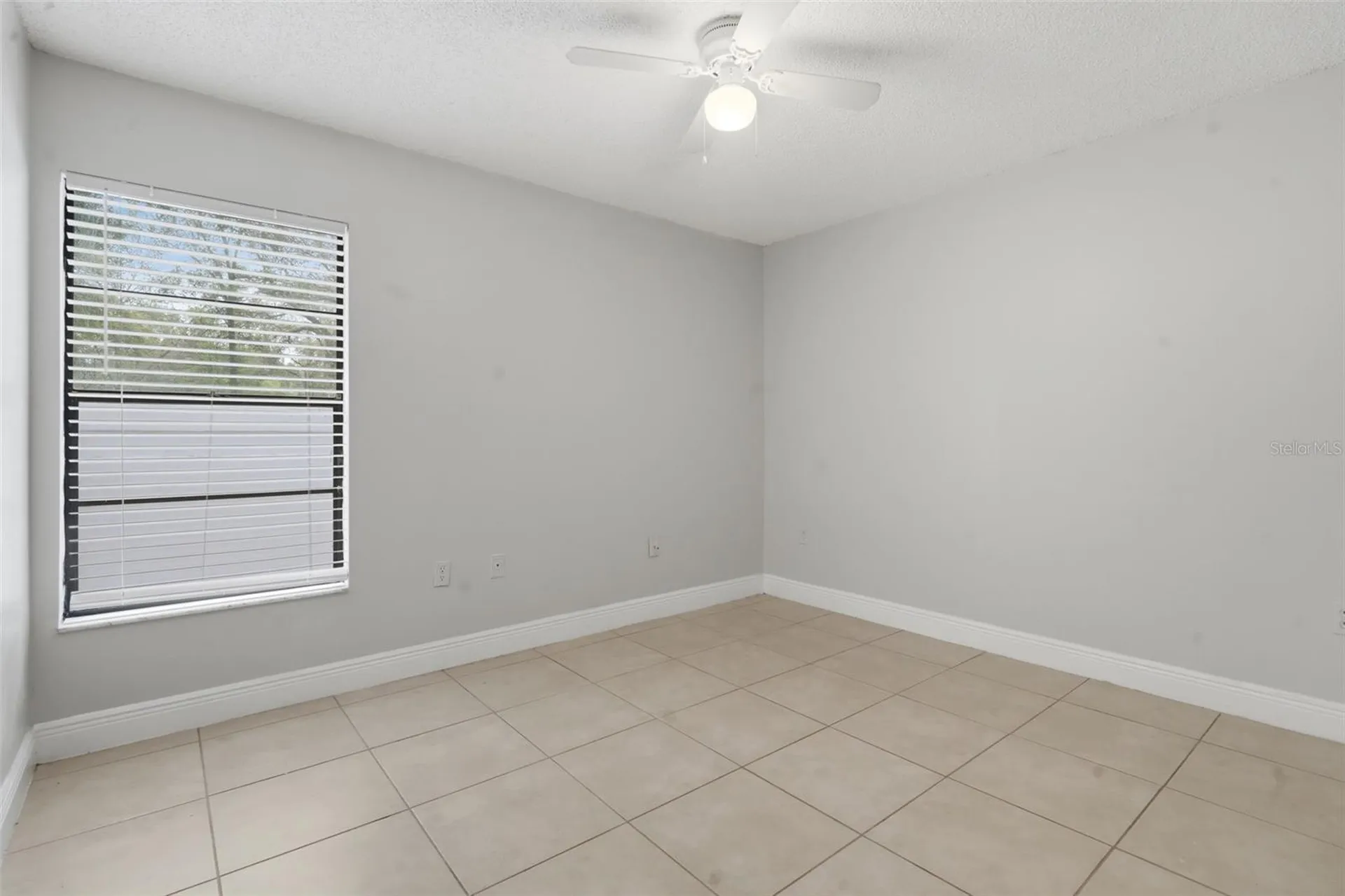 1912-1918 Crystal Grove Drive Lakeland FL 33801