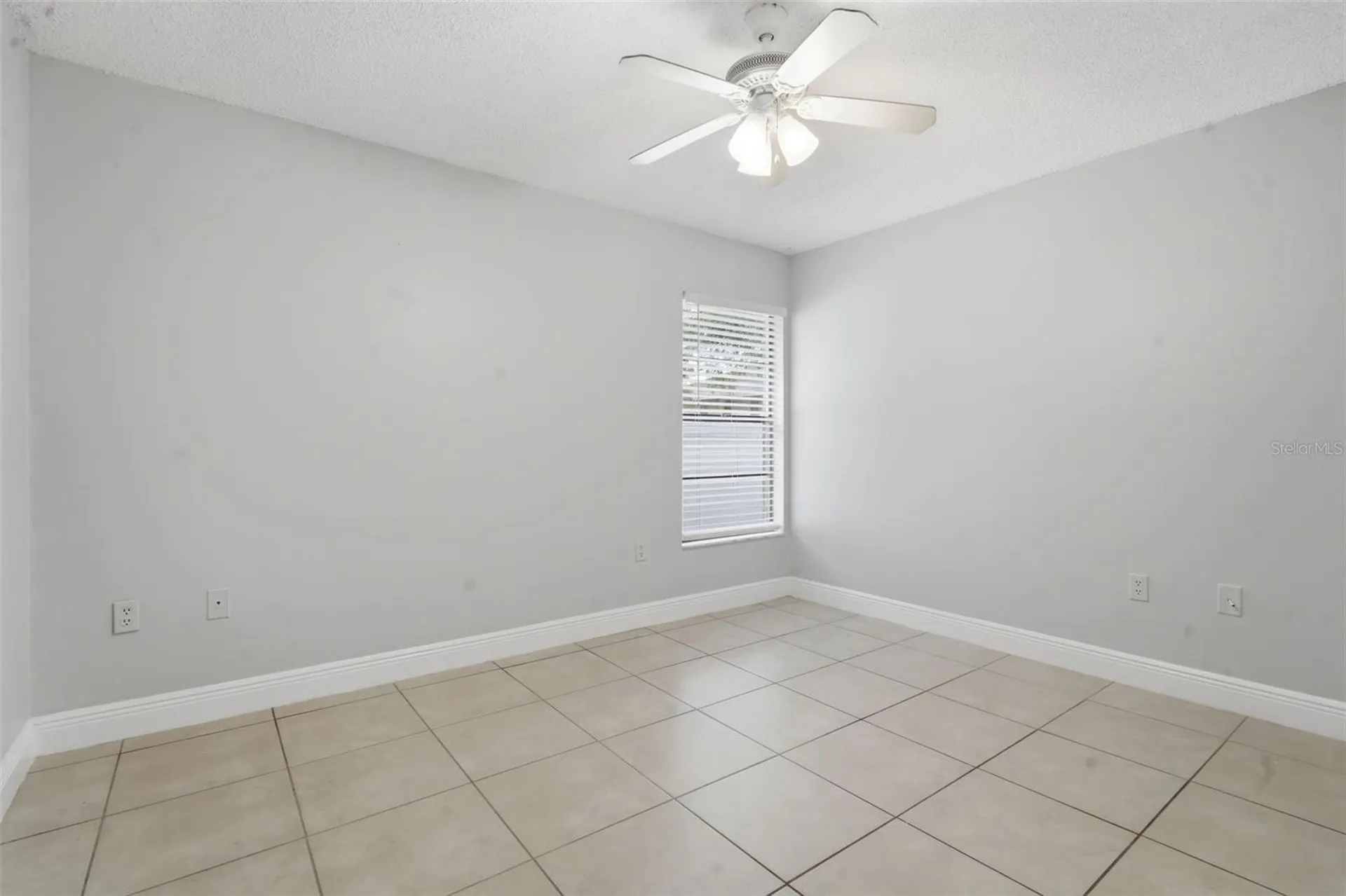 1912-1918 Crystal Grove Drive Lakeland FL 33801