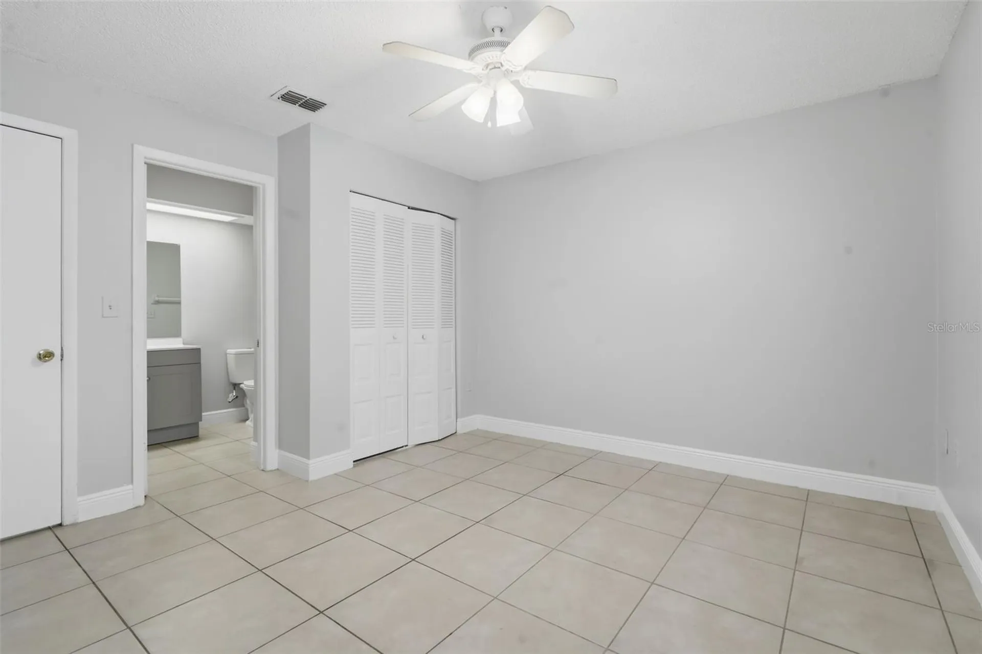 1912-1918 Crystal Grove Drive Lakeland FL 33801