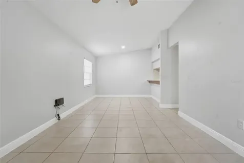 1912-1918 Crystal Grove Drive Lakeland FL 33801