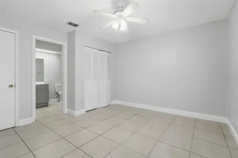 1912-1918 Crystal Grove Drive Lakeland FL 33801