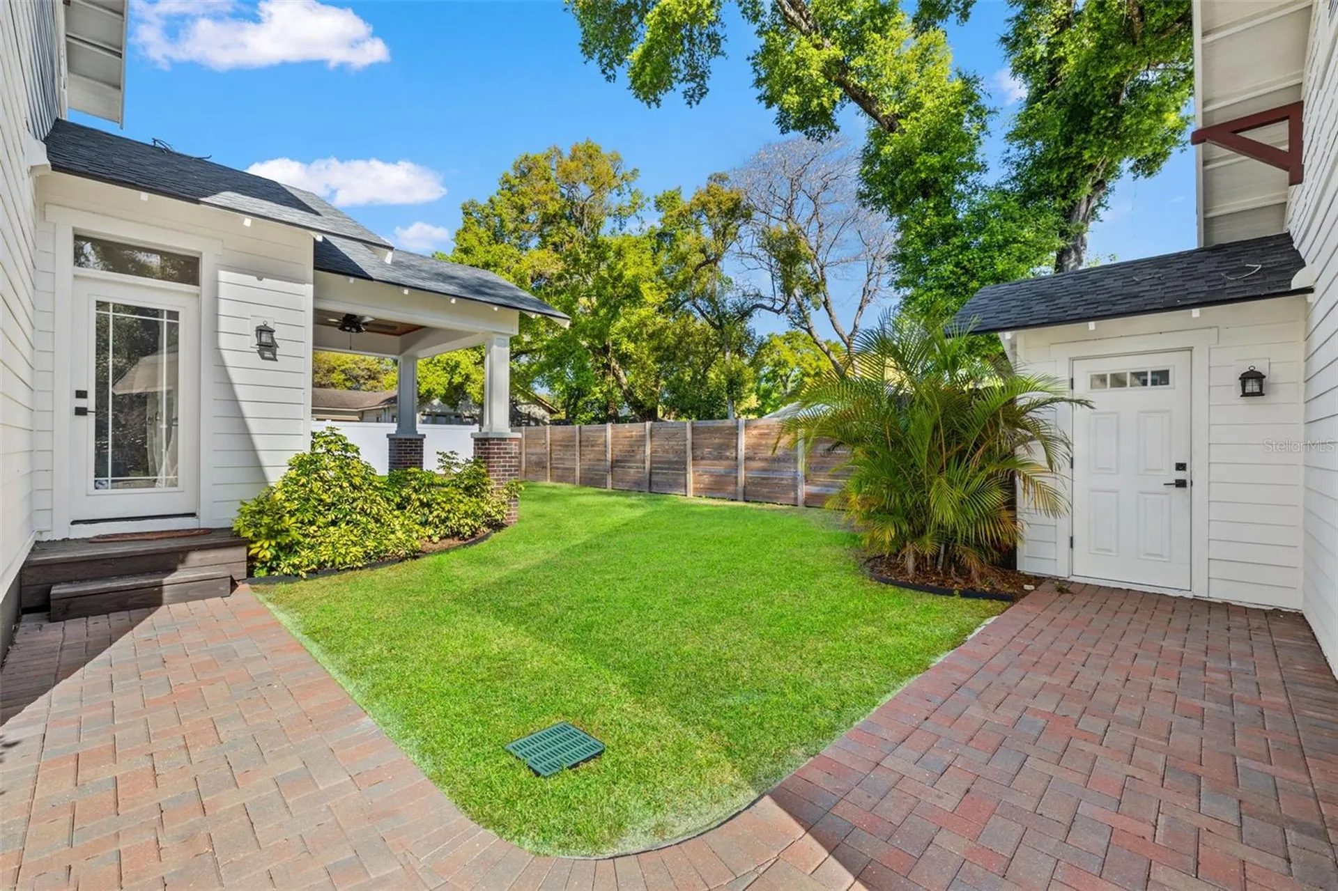 2820 N Central Court Tampa FL 33602
