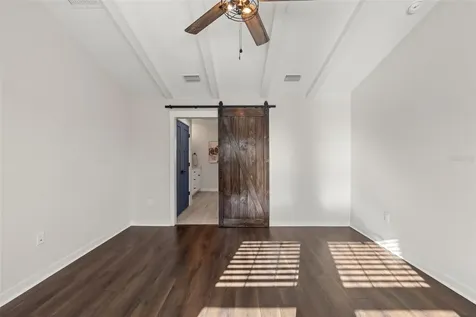 2820 N Central Court Tampa FL 33602