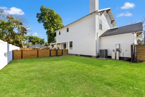 2820 N Central Court Tampa FL 33602