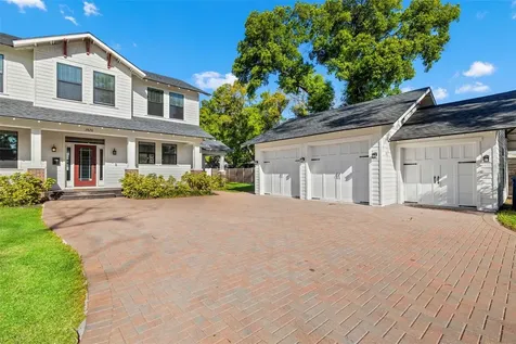 2820 N Central Court Tampa FL 33602