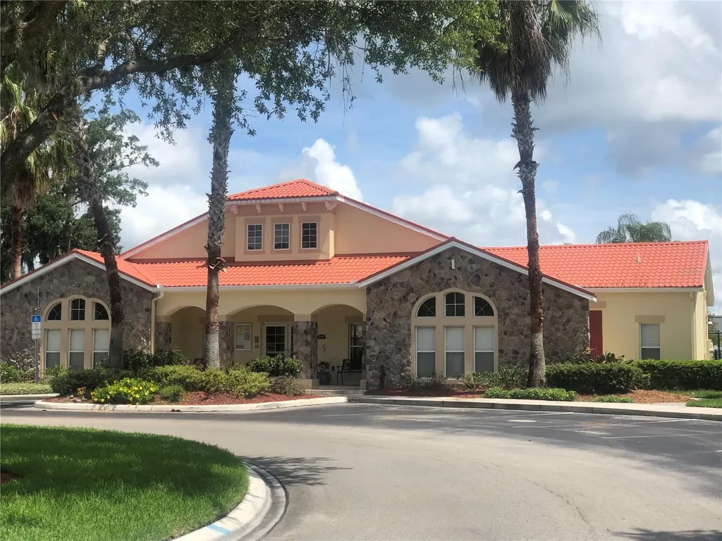 2720 Club Cortile Circle Kissimmee FL 34746