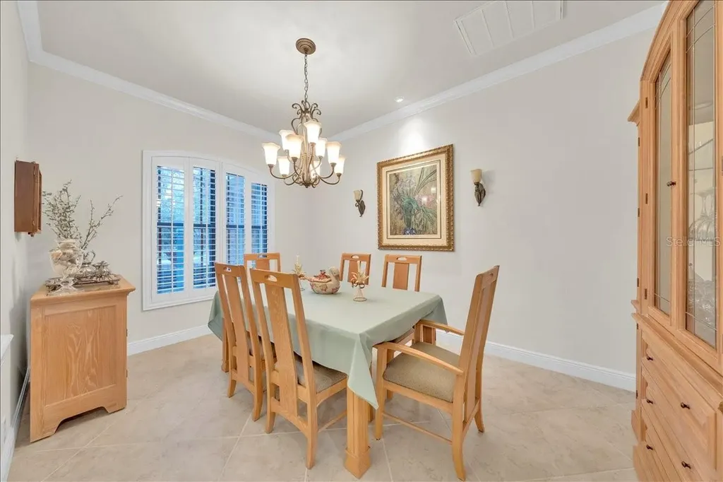 5702 Ternpark Drive Lithia FL 33547