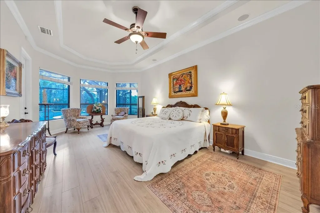5702 Ternpark Drive Lithia FL 33547