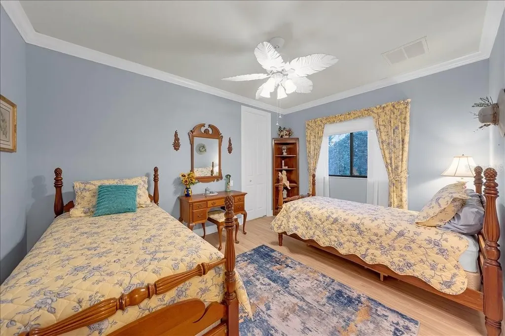 5702 Ternpark Drive Lithia FL 33547