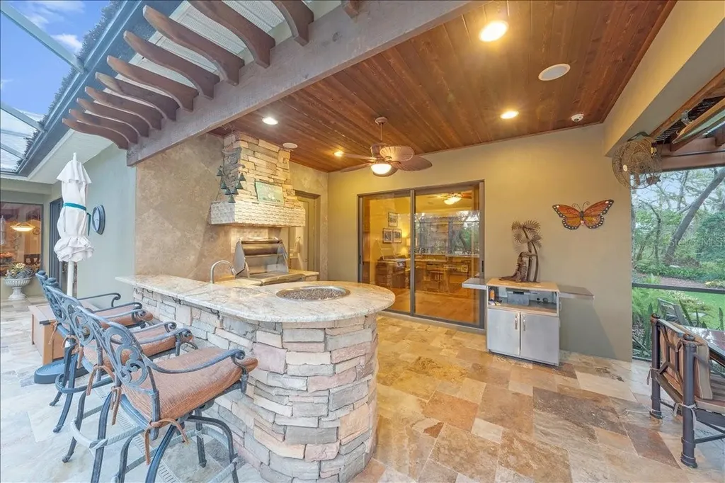 5702 Ternpark Drive Lithia FL 33547