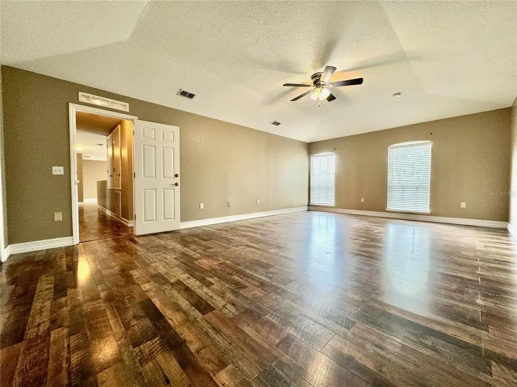 800 Clear Brook Court Fruitland Park FL 34731