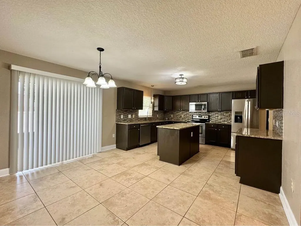 800 Clear Brook Court Fruitland Park FL 34731
