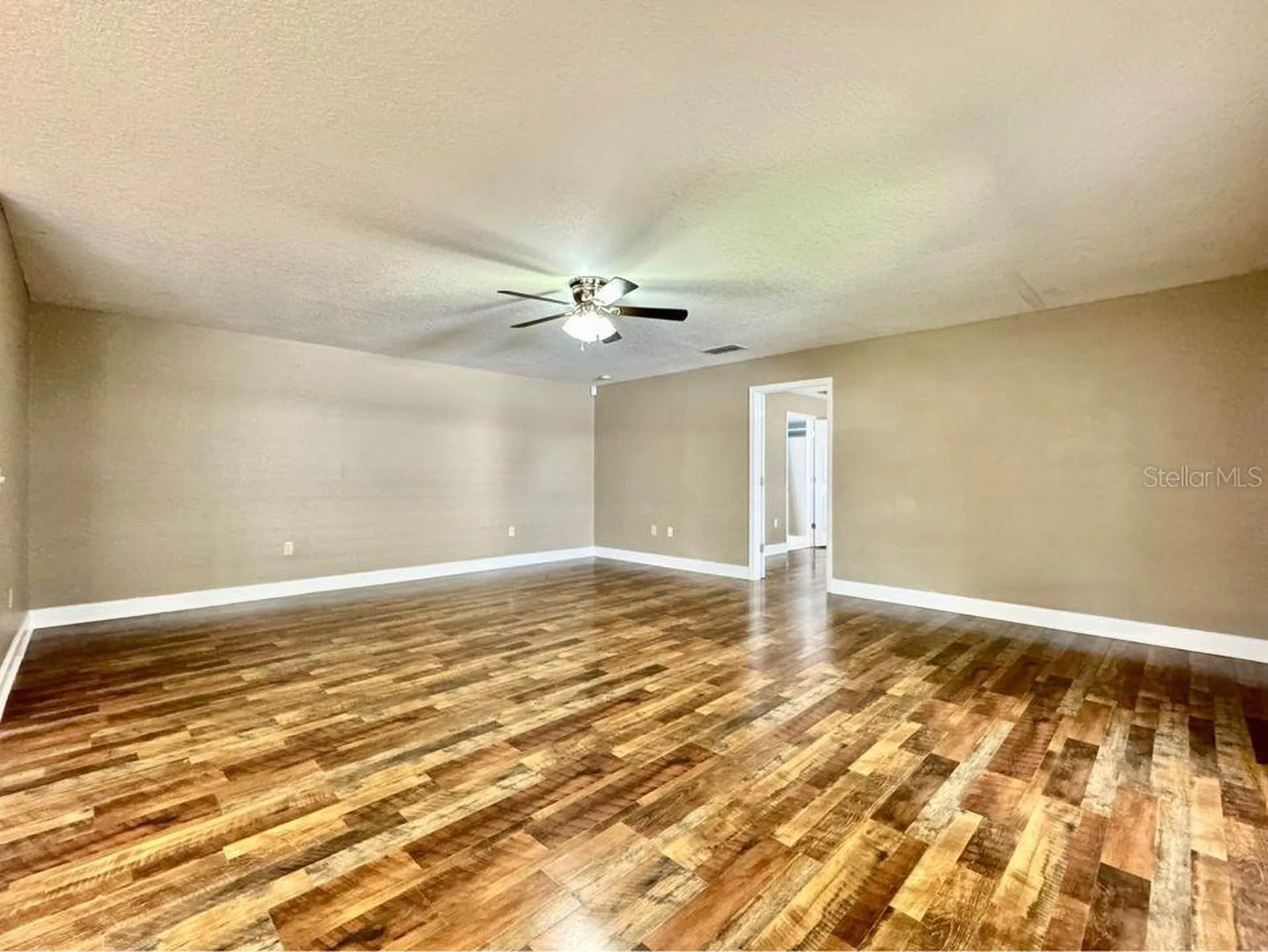 800 Clear Brook Court Fruitland Park FL 34731