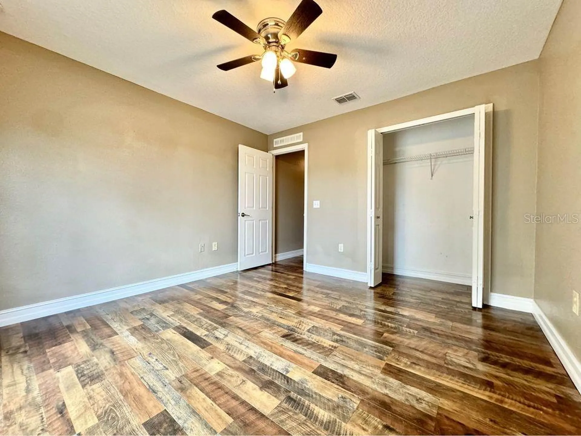 800 Clear Brook Court Fruitland Park FL 34731