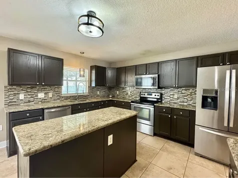 800 Clear Brook Court Fruitland Park FL 34731