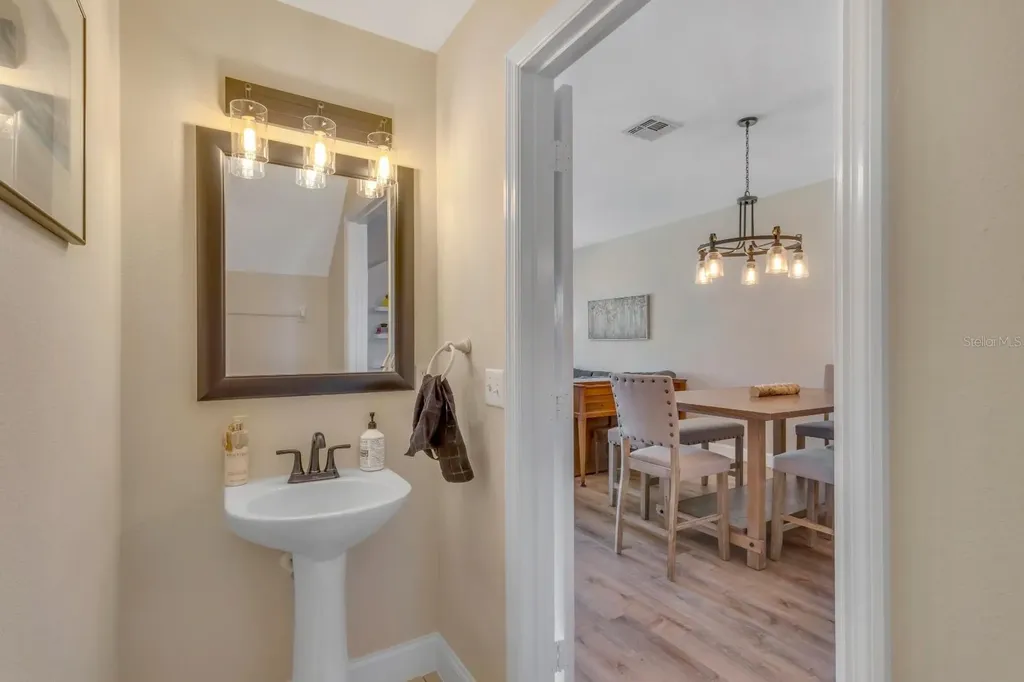 6000 Kipling Court Orlando FL 32835