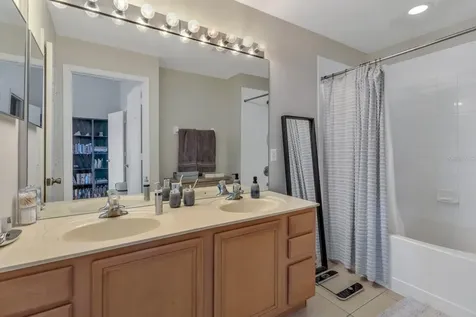 6000 Kipling Court Orlando FL 32835