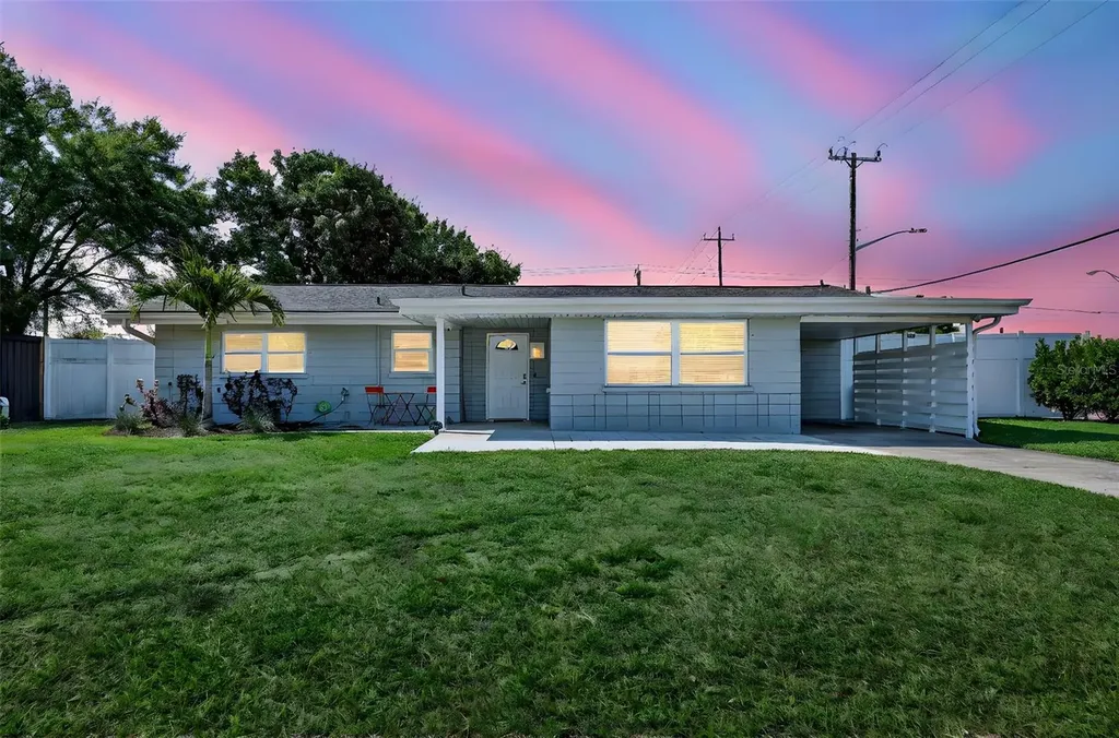2806 Upper Tangelo Drive Sarasota FL 34239