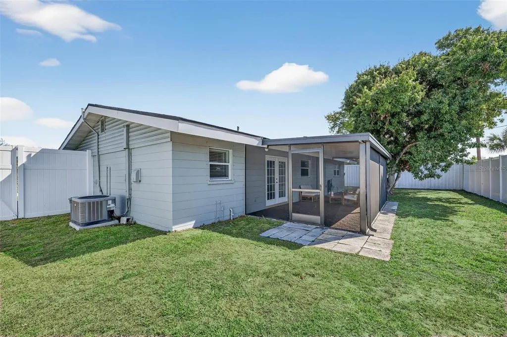 2806 Upper Tangelo Drive Sarasota FL 34239