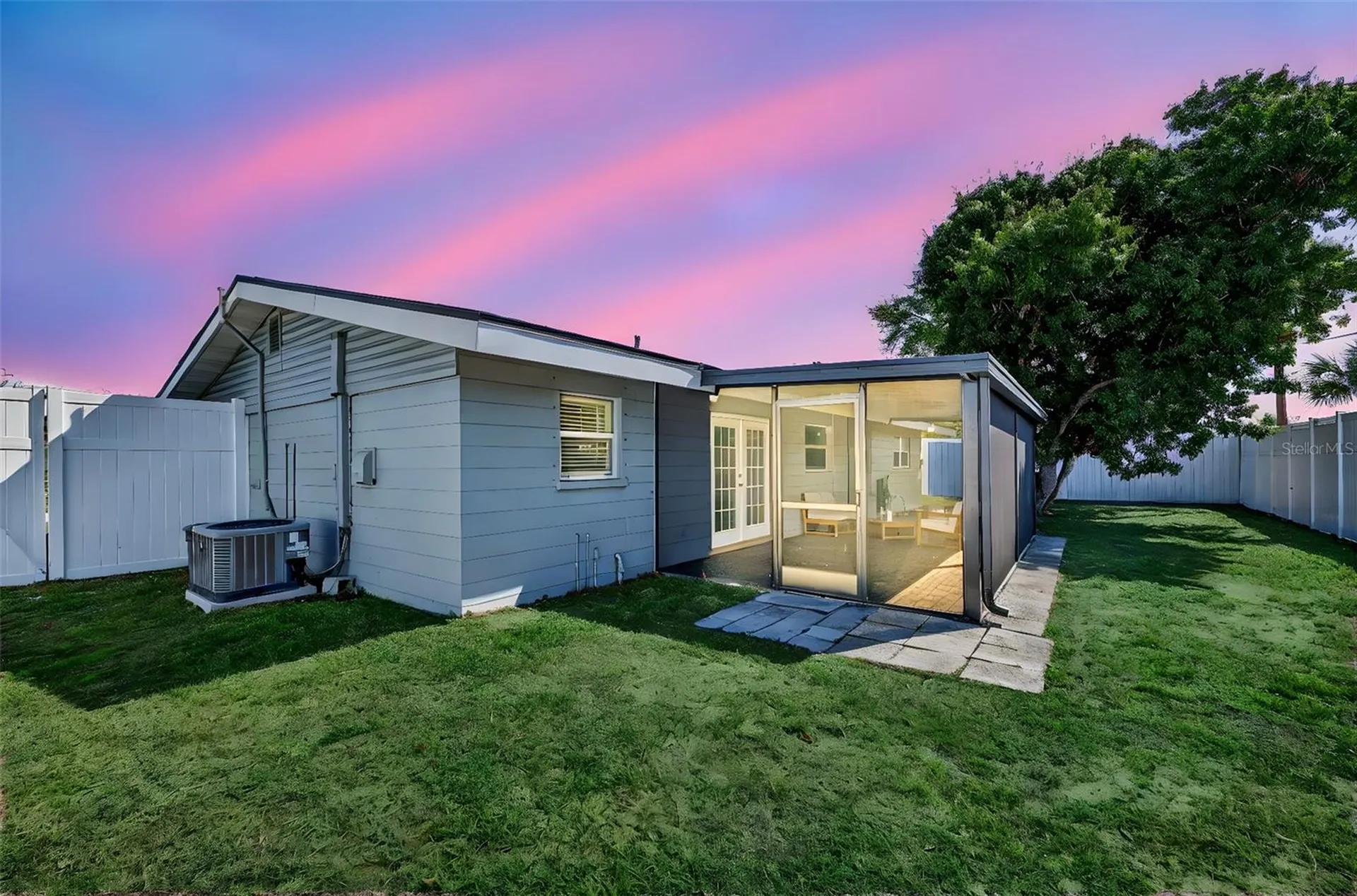2806 Upper Tangelo Drive Sarasota FL 34239