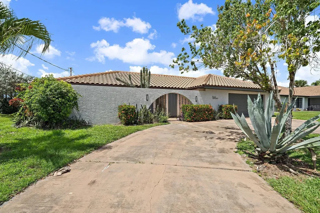3041 Clifford Street Punta Gorda FL 33980
