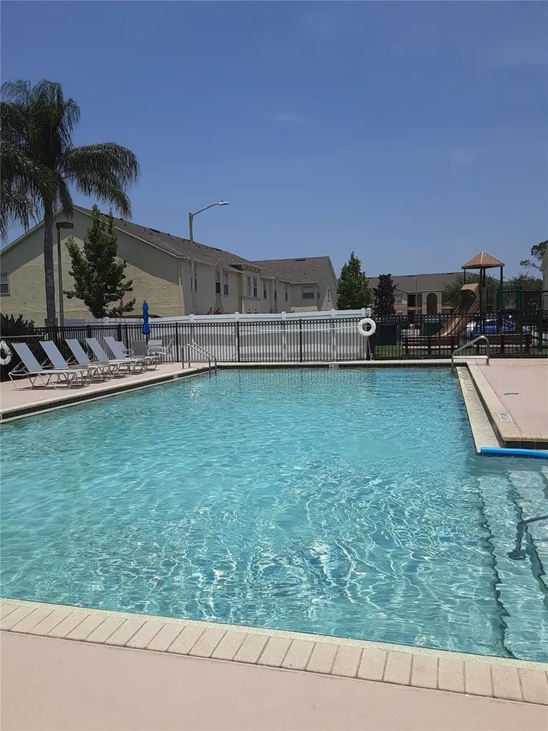 2774 Club Cortile Circle Kissimmee FL 34746