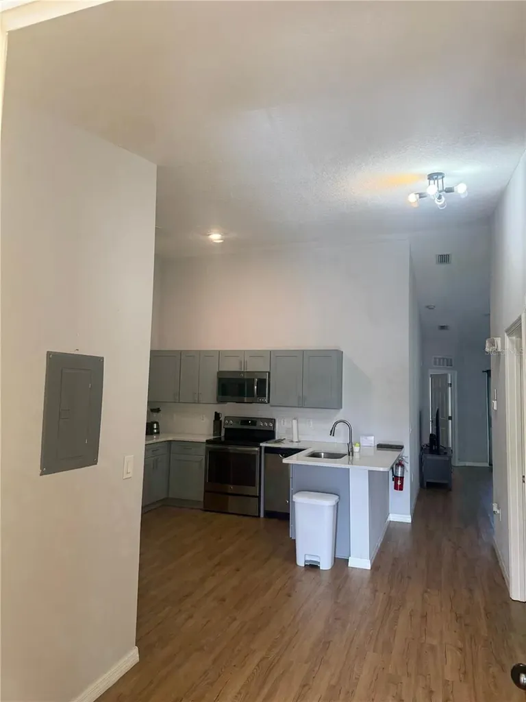 2774 Club Cortile Circle Kissimmee FL 34746
