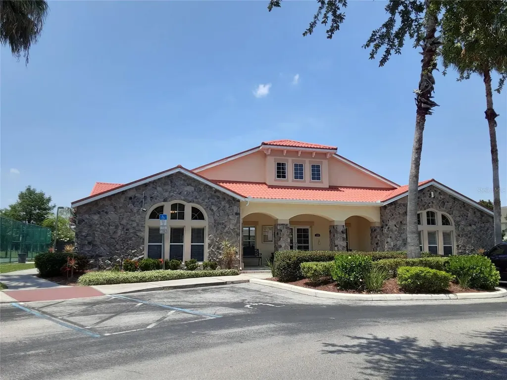 2774 Club Cortile Circle Kissimmee FL 34746