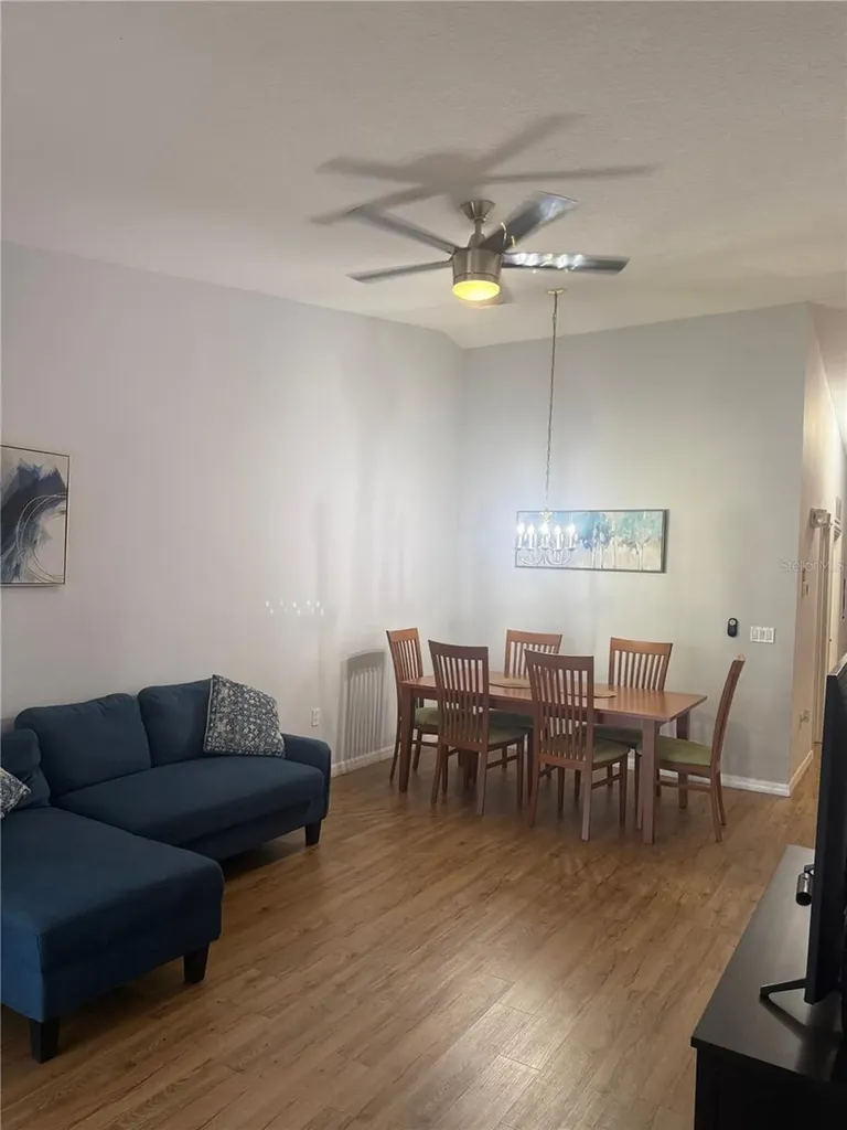 2774 Club Cortile Circle Kissimmee FL 34746