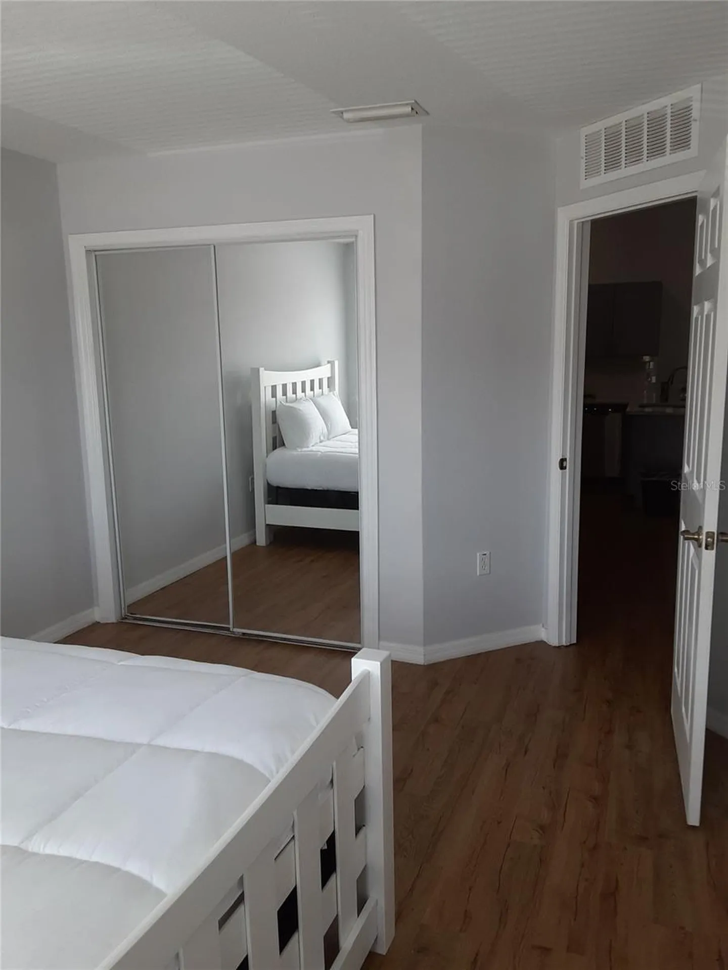 2774 Club Cortile Circle Kissimmee FL 34746