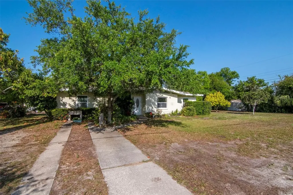 230 Milwaukee Avenue Dunedin FL 34698