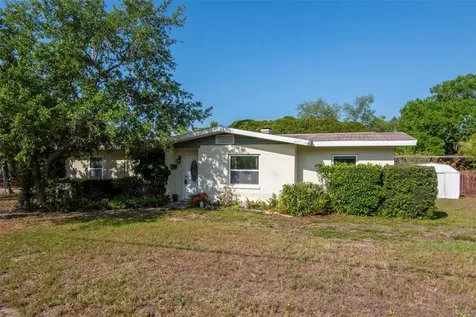 230 Milwaukee Avenue Dunedin FL 34698