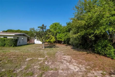 230 Milwaukee Avenue Dunedin FL 34698