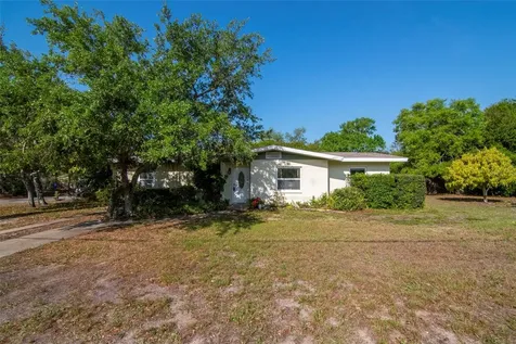 230 Milwaukee Avenue Dunedin FL 34698